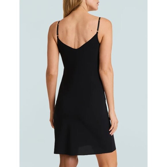 Commando Classic Tailored Slip in Black - Picture 3 of 5